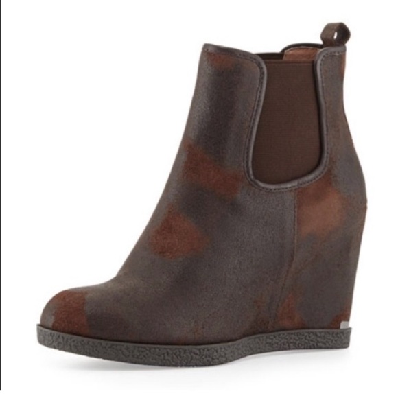 Donald J. Pliner Shoes - Donald J. Pliner Dillon Wedge Espresso Ankle Boots 9